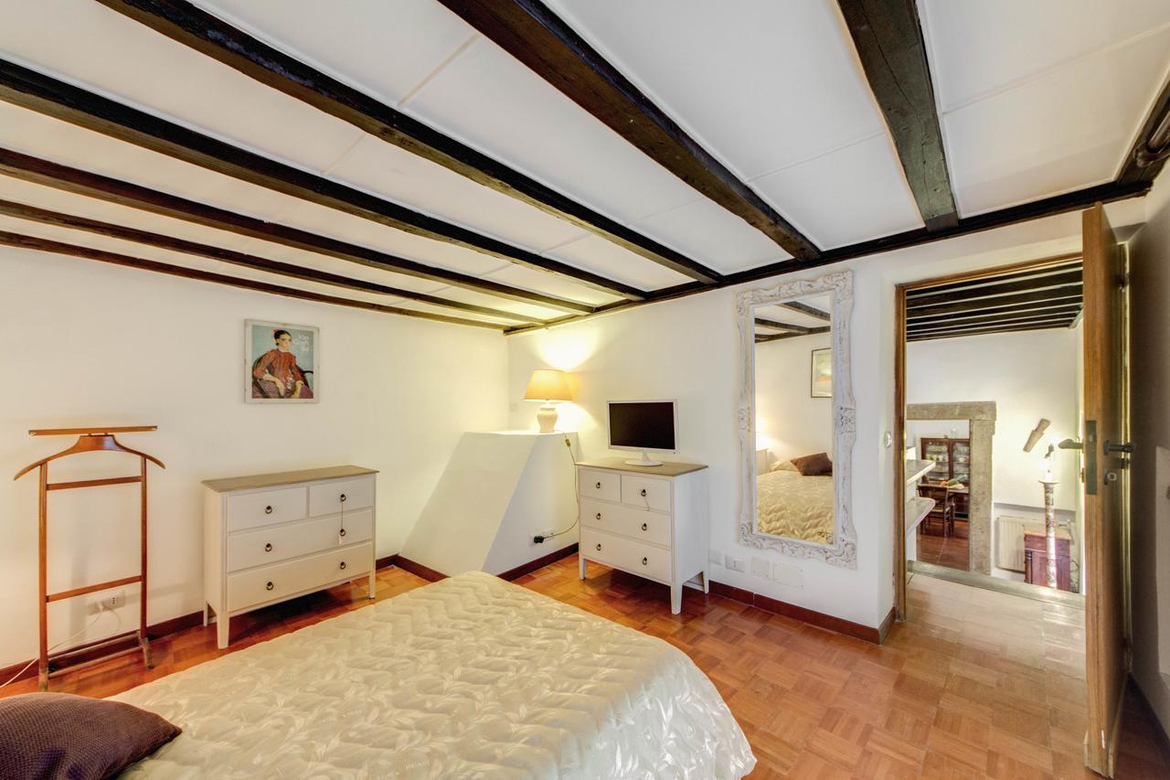 2 ห้องนอน 1 ห้องน้ำส่วนตัว ขนาด 120 ตร.ม. – นาโวนา Apartment โรม ภายนอก รูปภาพ