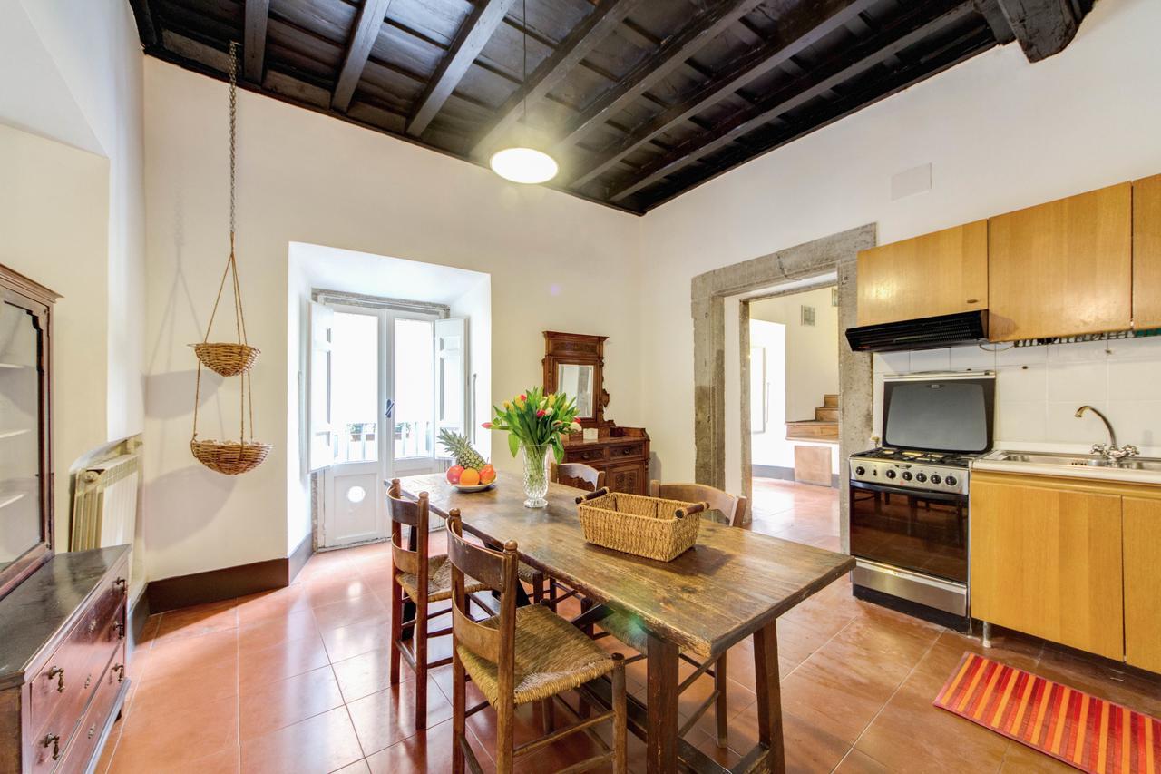 2 ห้องนอน 1 ห้องน้ำส่วนตัว ขนาด 120 ตร.ม. – นาโวนา Apartment โรม ภายนอก รูปภาพ