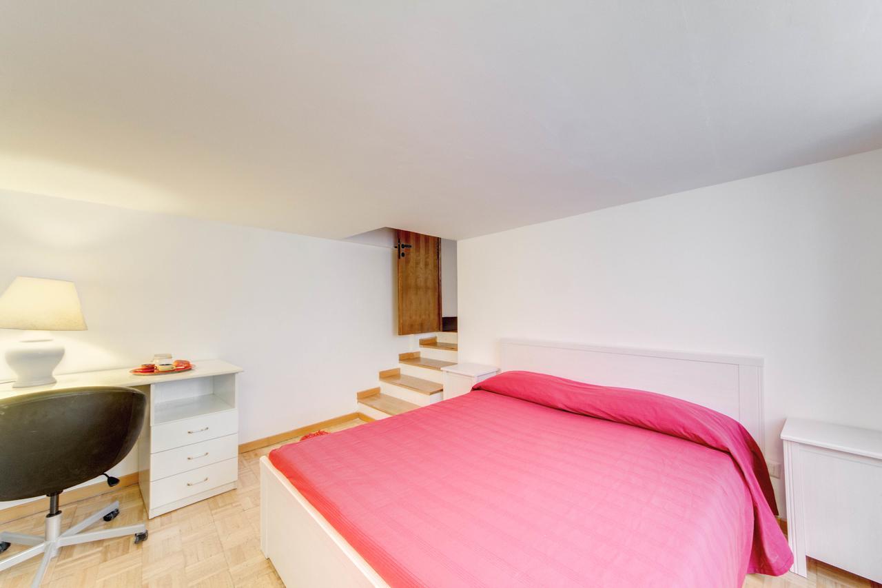 2 ห้องนอน 1 ห้องน้ำส่วนตัว ขนาด 120 ตร.ม. – นาโวนา Apartment โรม ภายนอก รูปภาพ