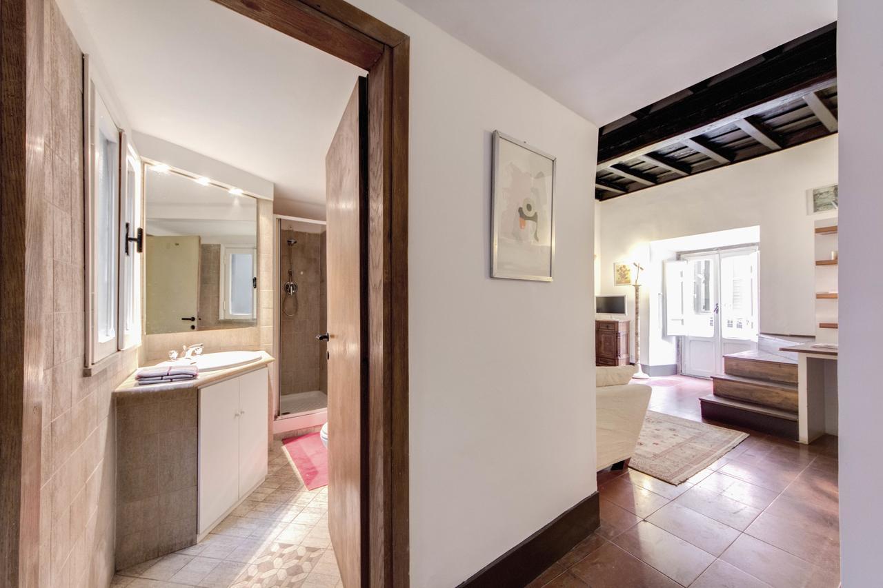 2 ห้องนอน 1 ห้องน้ำส่วนตัว ขนาด 120 ตร.ม. – นาโวนา Apartment โรม ภายนอก รูปภาพ